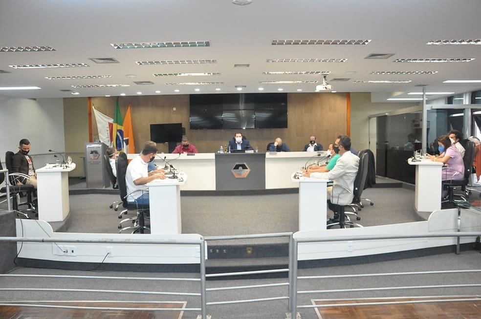 Sete projetos são aprovados pelos vereadores de Divinópolis nesta quinta (24)