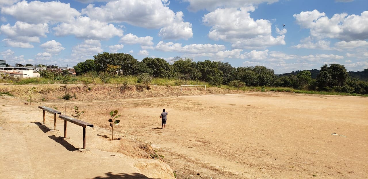 Secretaria de esportes relata campos de futebol j&aacute; revitalizados em Divin&oacute;polis
