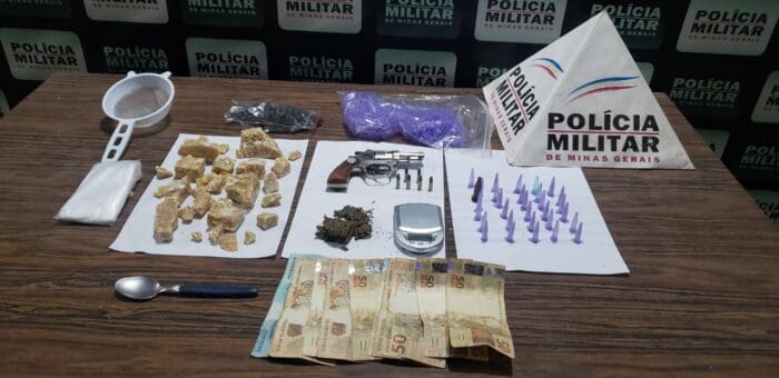Menor é detido com pinos de cocaína e arma de fogo