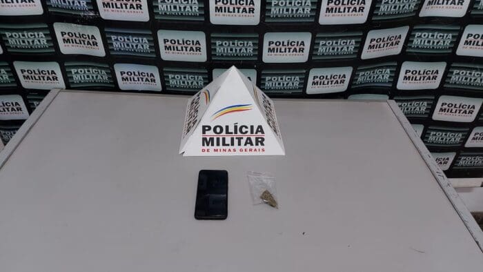 Com consulta do número de série, o IMEI, PM recupera celular furtado e prende acusado