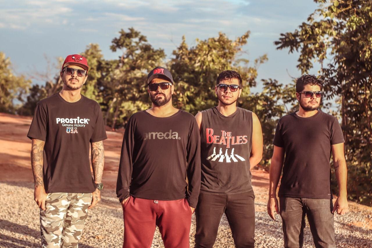 Karacol e os 15 anos da banda Dias de Truta
