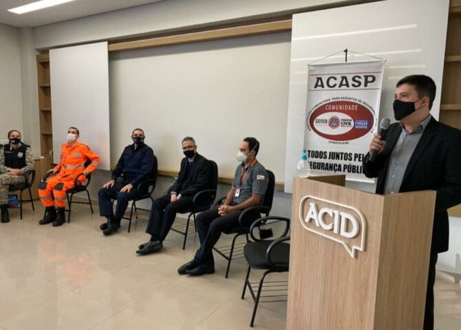 Problemas com árvores, má infraestrutura de vias públicas e incêndios em vegetação são discutidos na reunião da ACASP