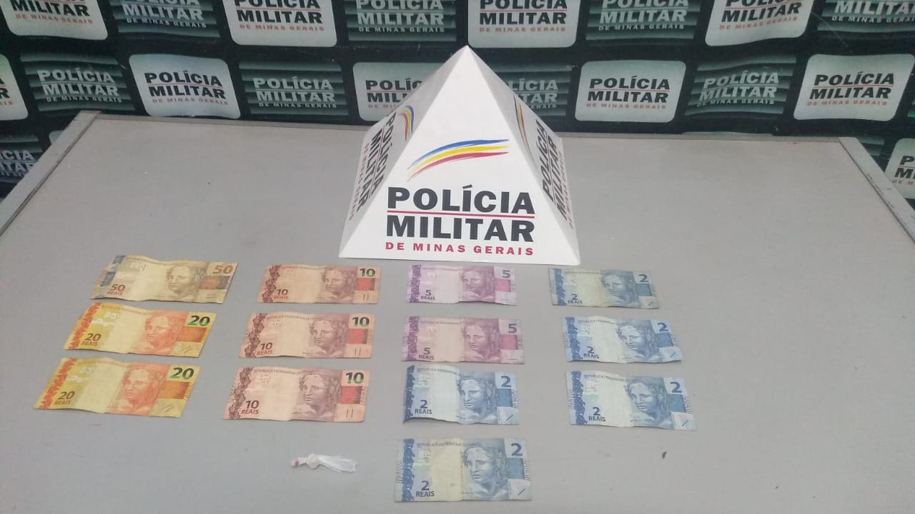 PM prende acusado de vender drogas a delivery em Pará de Minas