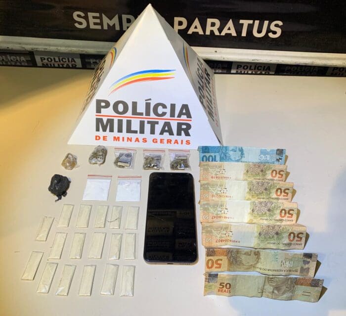 Jovem é preso co m envolvimento com drogas no bairro Mangabeiras em Divinópolis