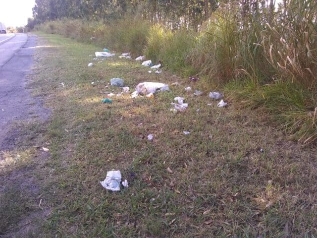 AB Nascentes das Gerais retira 65 toneladas de lixo da MG 050 em 6 meses