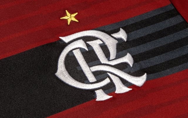 Foi na calada da noite: Flamengo está sem técnico.