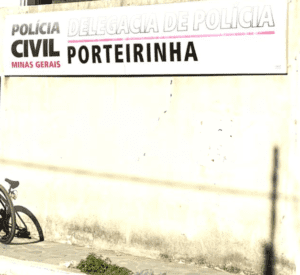 Preso suspeito de matar homem a tesouradas por causa de oito reais