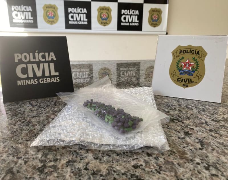 Polícia Civil apreende 150 comprimidos de ecstasy entregues via Correios