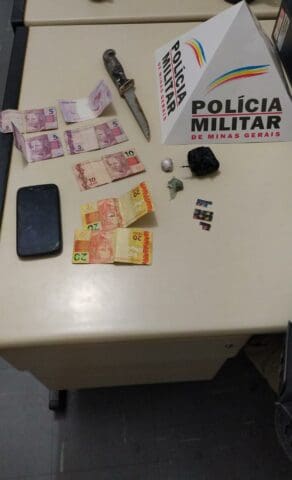 PM apreende cartela com 27 pontos de LSD e buchas de maconha
