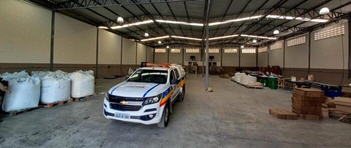 PM apreende aproximadamente 900 caixas e 09 toneladas falsificadas de sabão em pó
