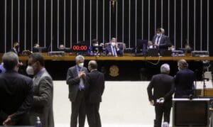 C&acirc;mara conclui vota&ccedil;&atilde;o da PEC da reforma eleitoral em segundo turno