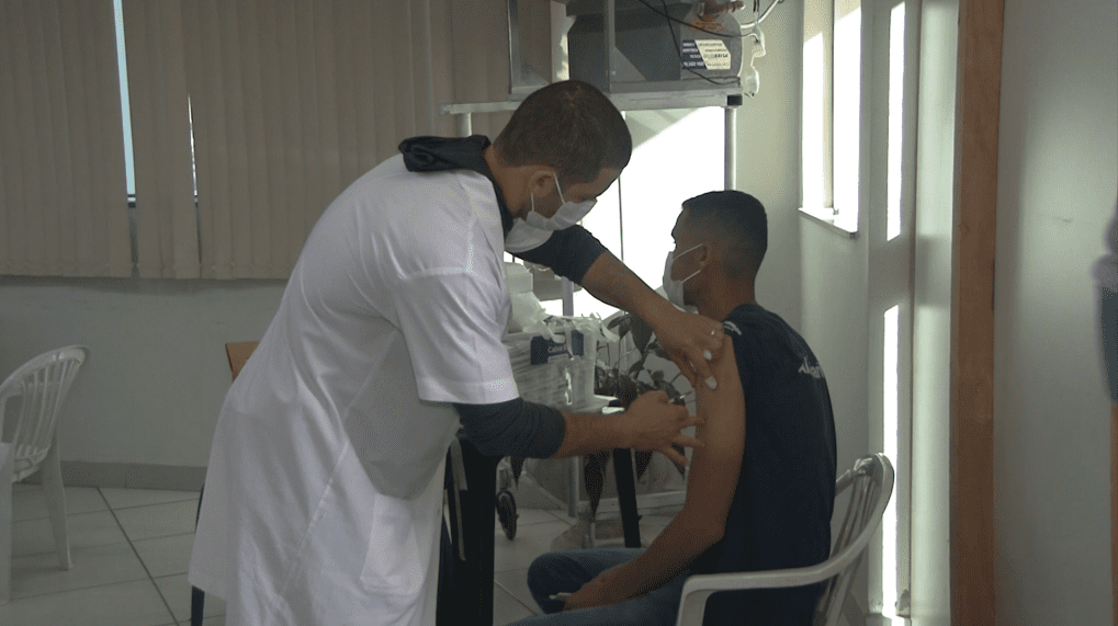 Divinópolis já aplicou pouco mais de 200 mil doses da vacina