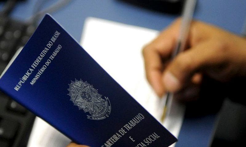 Divinópolis: confira as vagas de emprego para sexta-feira (18)