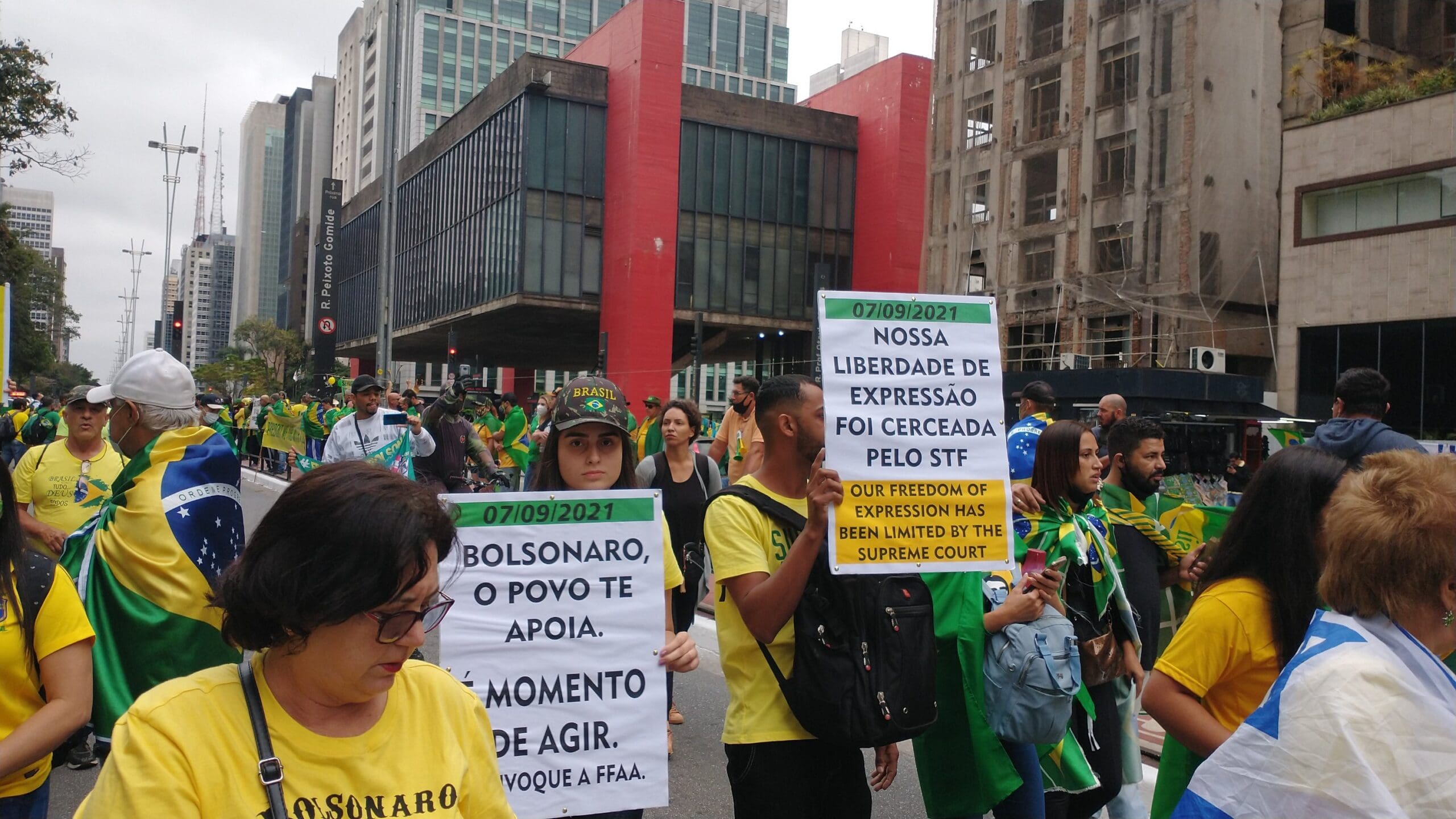 Manifestações 07/09: manifestantes divinopolitanos chegam na Paulista (fotos).