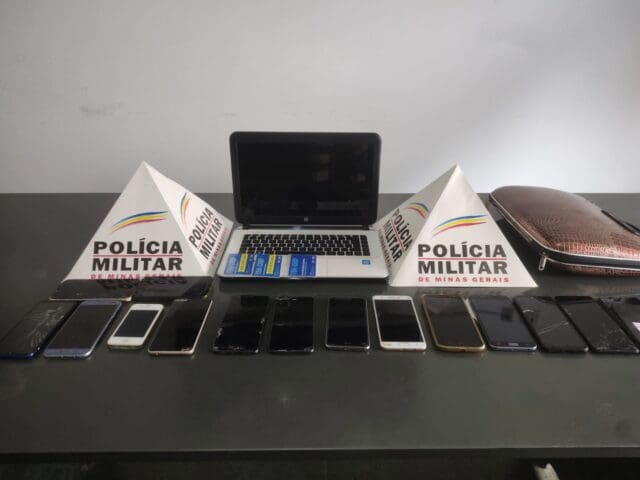 PM recupera objetos furtados em loja de celular e dupla é detida