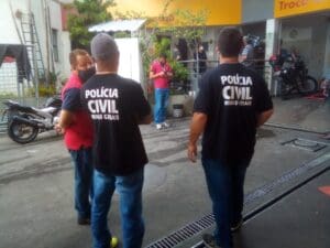 Mais de 50 postos de gasolina s&atilde;o fiscalizados pela Pol&iacute;cia Civil