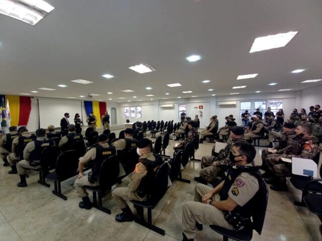 Operação da PM,MP,PC e Receita Estadual culmina na prisão de 8 pessoas e apreensão de R$10 mil