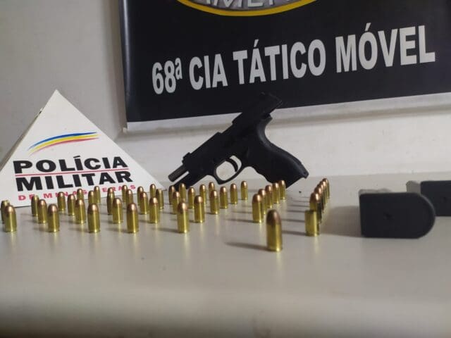 PM prende acusado de ameaça, apreende arma e munições