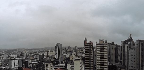 Céu nublado a encoberto, com pancadas de chuva em Divinópolis e outras regiões de MG