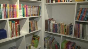 Para driblar a crise, livraria inova e amplia servi&ccedil;os em Divin&oacute;polis