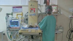 Novembro Roxo alerta para cuidados com nascimento de beb&ecirc;s prematuros