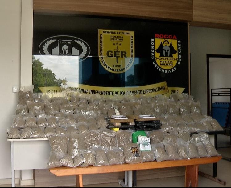 Polícia Militar apreende mais de 100kg de maconha orgânica em Divinópolis