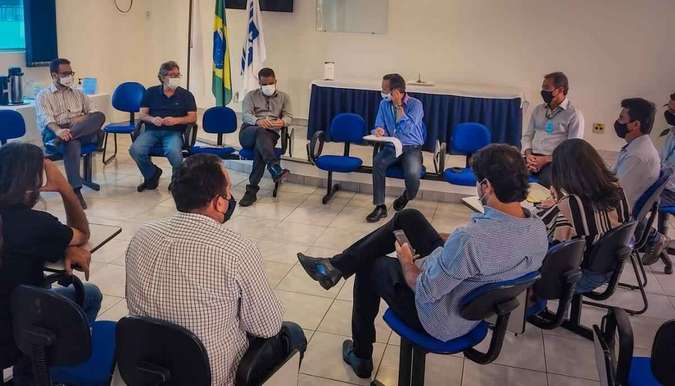 Prefeito decide romper com a Copasa e empresa cobra R$ 100 milhões