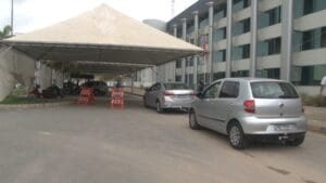 Drive thru do Centro Administrativo &eacute; fechado e Prefeitura de Divin&oacute;polis atualiza sobre mudan&ccedil;as no intervalo das vacinas contra a Covid-19