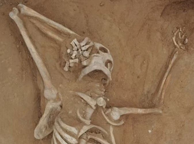 Arqueólogos desvendam assassinato ocorrido há 1300 anos
