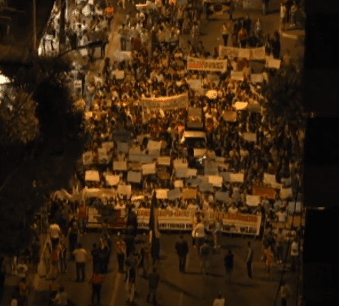 Quem se lembra do ‘Vem Pra Rua” em Divinópolis?