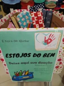 Campanha &ldquo;Estojo do bem&rdquo; arrecada materiais para crian&ccedil;as carentes em Divin&oacute;polis