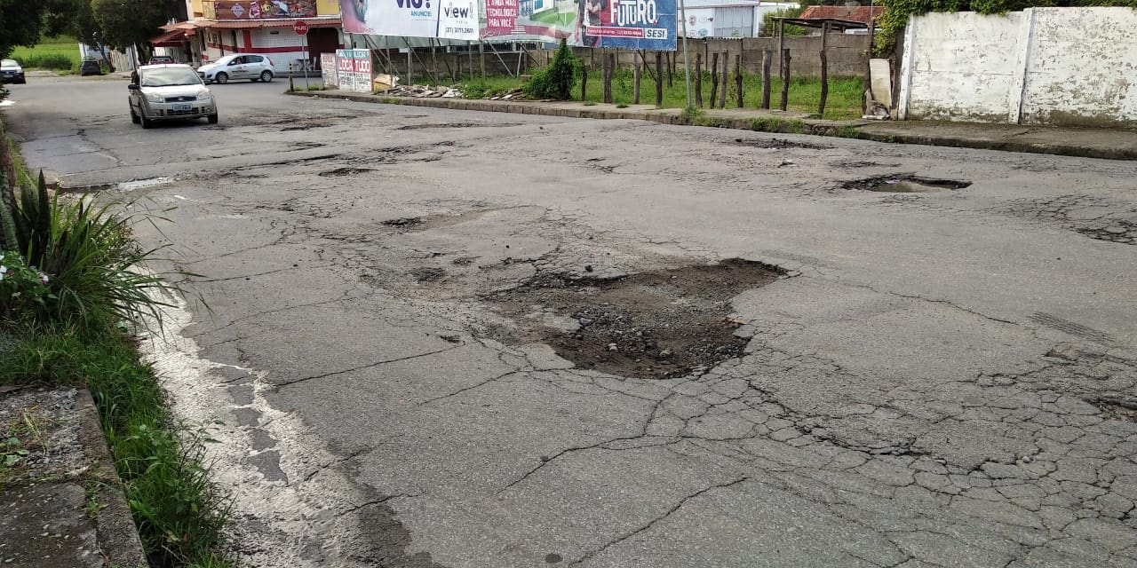 Prefeitura retoma operação tapa buracos no centro de Divinópolis