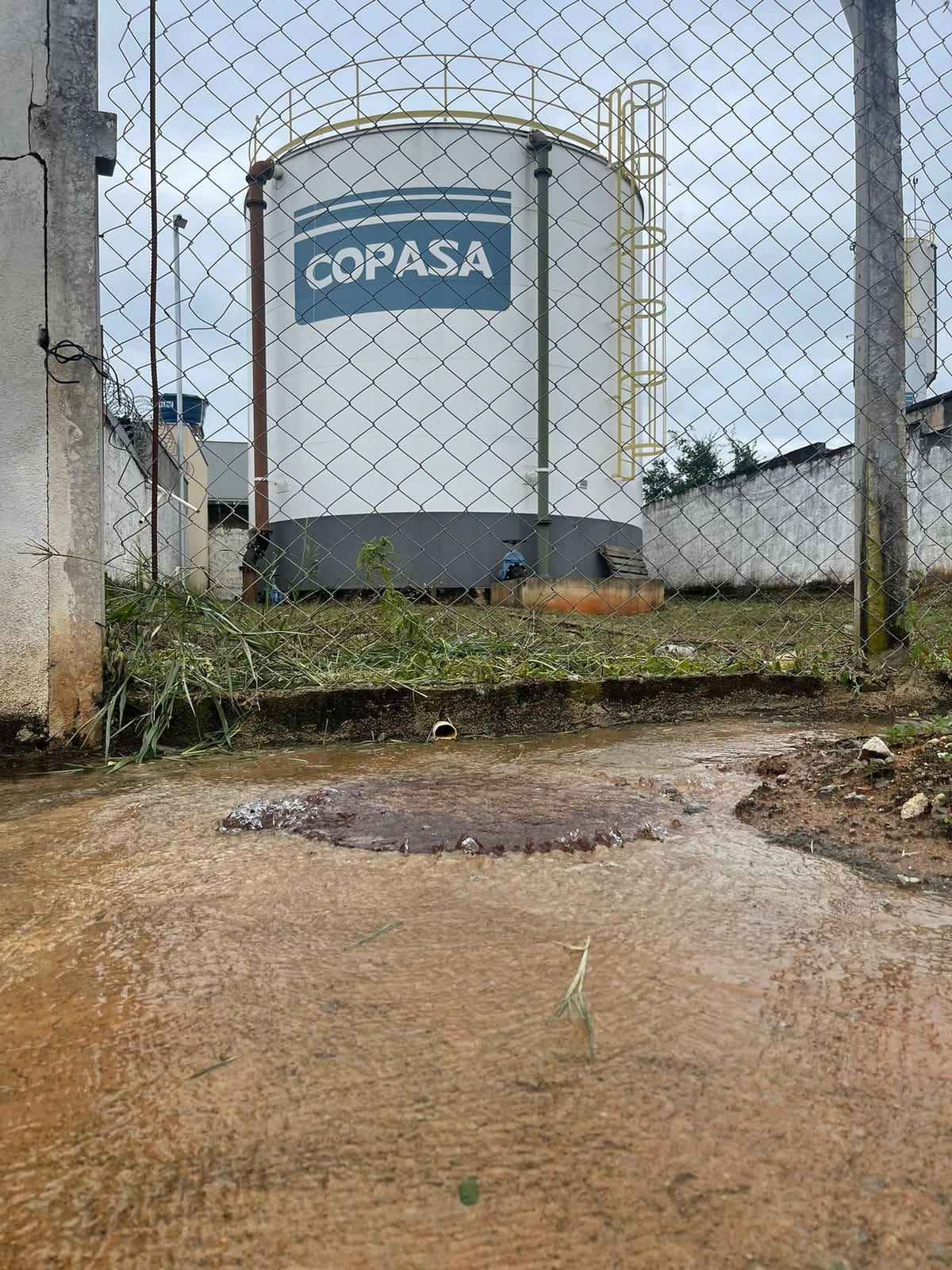 São Sebastião do Oeste continua enfrentando problemas com o fornecimento de água