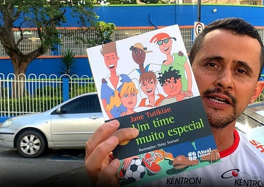 Vereador denuncia uso de livro com conteúdo impróprio em escola pública de Divinópolis