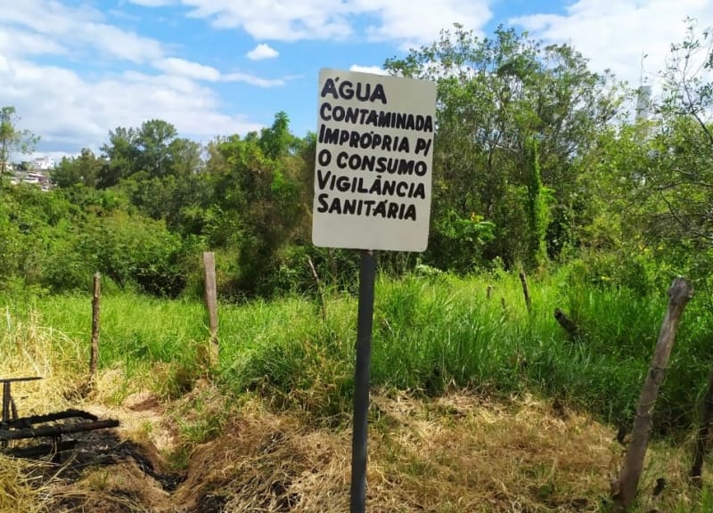 Vigilância em Saúde interdita mina no bairro Jardim Belvedere por contaminação