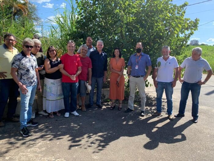 Deputado Rogério Correia visita bairro Padre Libério, em Divinópolis, onde destinou verba de R$ 500 mil para construção de ponte