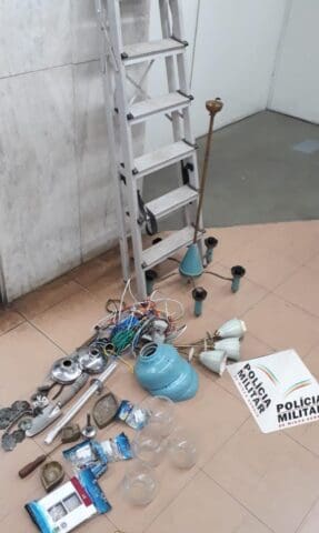 PM prende acusado de assalto a residência