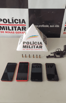 Nova Serrana: Vítima é surpreendida por bandidos e é assaltada após sair de estabelecimento comercial