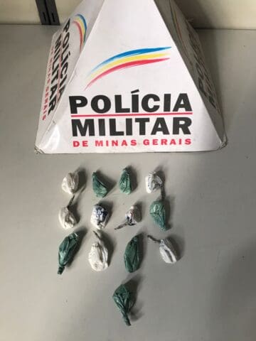 Carmo do Cajuru – Pai entrega drogas e menor à Polícia Militar