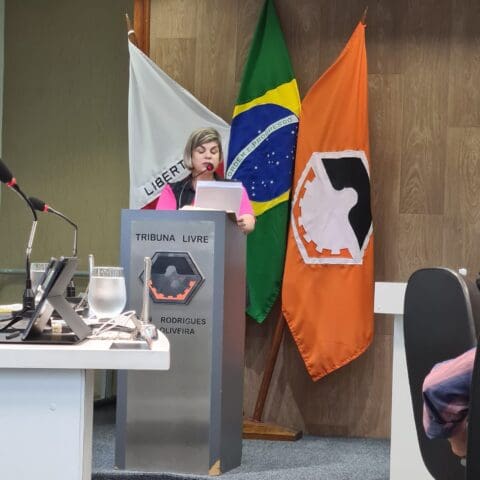 Val&eacute;ria Morato pronuncia na C&acirc;mara Municipal sobre melhores condi&ccedil;&otilde;es de trabalho