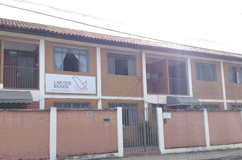 Semas formaliza termo aditivo à parceria com Lar dos Idosos