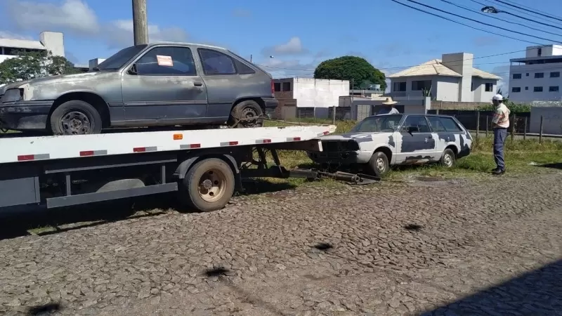 Settrans informa sobre retirada de veículos abandonados