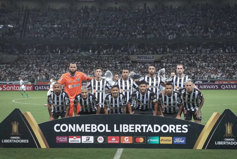 Além de ter que fazer sua parte, Atlético “seca” adversários para ser o segundo melhor na Libertadores.