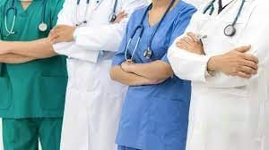 Prefeitura convoca médico, técnico de enfermagem, enfermeiro e bioquímico