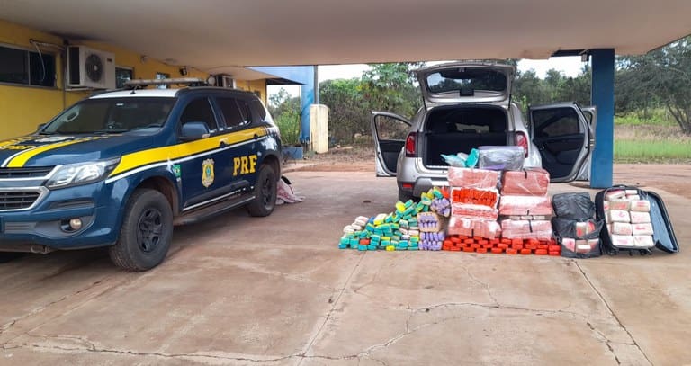 PRF prende casal de Itapecerica que receberia R$10 mil para trazer 300 kg de maconha para Divinópolis