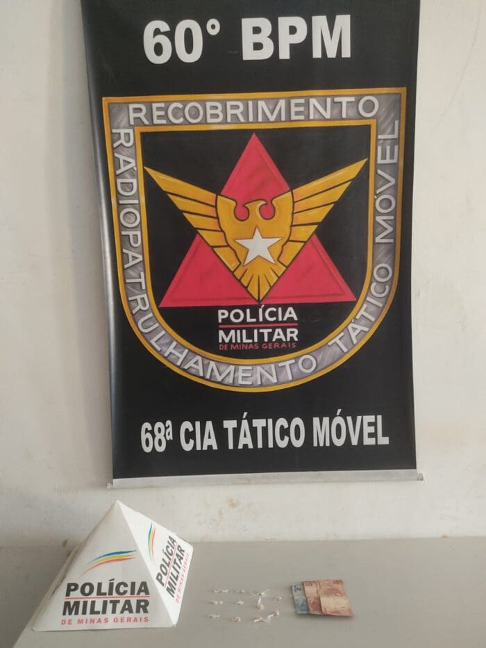 Nova Serrana: Homem com "mandado de prisão em aberto" é localizado pela PM com drogas