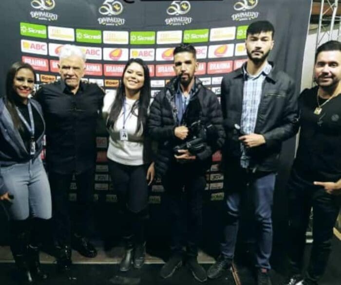 Acompanhe entrevista com Matogrosso & Mathias