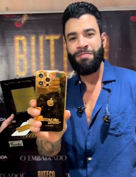 Gusttavo Lima ganha Iphone de Ouro, presente de Influenciador Digital