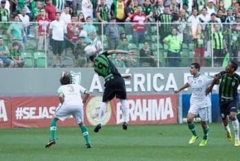 Coelho enfrenta l&iacute;der e precisa da vit&oacute;ria para sair do G4. Am&eacute;rica x Palmeiras.