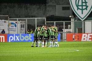Am&eacute;rica espera rodada perfeita para afastar mais do Z4.